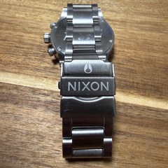 NIXON KURONOの画像