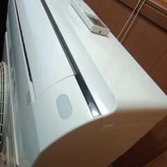 安心の電気工事士がお伺い致します！人気の6畳用！お掃除機能プラズマクラスターなど充実！取り付け工事付き！取外し工事無料！保証付き！配送込み♪エリア限定の画像