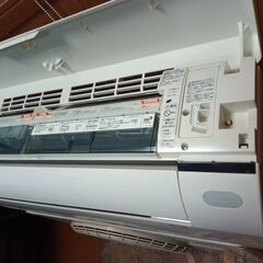 安心の電気工事士がお伺い致します！人気の6畳用！お掃除機能プラズマクラスターなど充実！取り付け工事付き！取外し工事無料！保証付き！配送込み♪エリア限定の画像