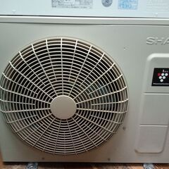 安心の電気工事士がお伺い致します！人気の6畳用！お掃除機能プラズマクラスターなど充実！取り付け工事付き！取外し工事無料！保証付き！配送込み♪エリア限定の画像