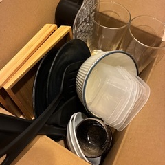 食器セット お皿 酒器 グラス タッパーなど計18点の画像