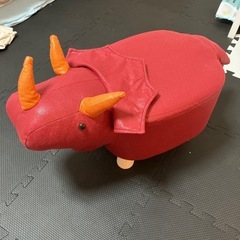 トリケラトプス イスの画像