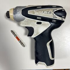 （その2）マキタ　makita　充電式インパクトドライバー　型番TD090D 10.8Vの画像