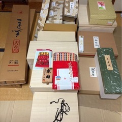 0円木製着物ダンス、木製衣装ダンス、雛人形の画像