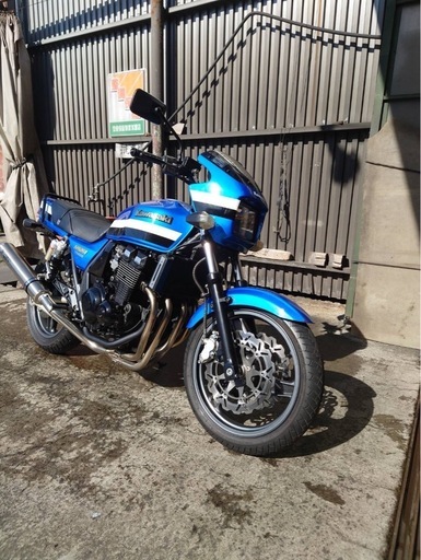 カワサキ　Kawasaki 　ZRX400車検7月まであり