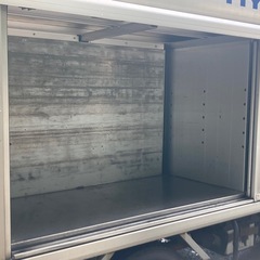 トラック荷台BOX  ボトルカー？　3面扉
の画像
