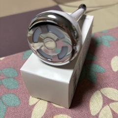 コンパクトイオン導入美顔器の画像