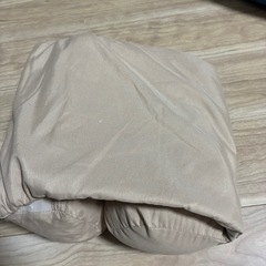 寝返り防止クッション　スリコの画像