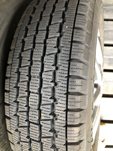 1シーズンのみ使用スタッドレスタイヤ145/80 R12　ホイール4本セット　23年製ブリヂストンブリザックW300  軽トラ商用車 
