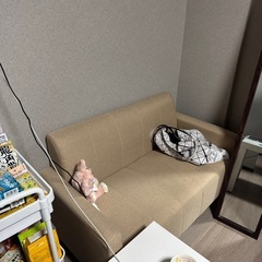 2人掛けソファ（モカベージュ）の画像