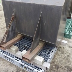 フォークリフトバケットの画像