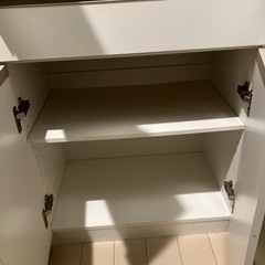 食器棚の画像