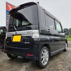 Bluetooth対応ナビ付き☆月々9千円〜分割可❗️車検2年付き！【名義変更代込み】広い車内！大人気‼️ダイハツ タントカスタム☆Bluetooth対応ナビ付き☆走行中DVD見れます☆純正アルミ☆事故修復歴無し☆電動スライドドア☆ドライブレコーダー☆そのまま乗って帰れます！の画像