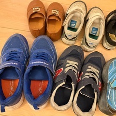 靴まとめ売りの画像