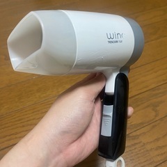 ヘアドライヤーの画像