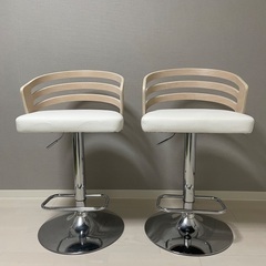 昇降式木製カウンターチェア 2脚セットの画像