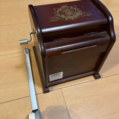 レトロ　昭和　小物入れオルゴール　ジャンク　の画像
