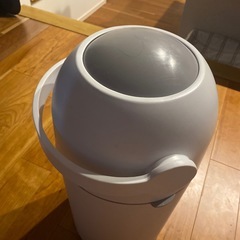 おむつゴミ箱の画像