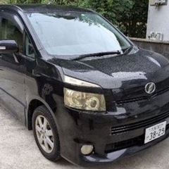 トヨタ ヴォクシー の画像