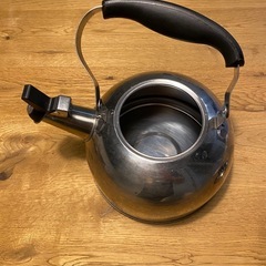 (お話し中)やかん 約1.5Lの画像