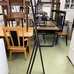 【リサイクルショップ ピカソ 小松原】🪞✨スタンドミラー（姿見鏡・全身ミラー／ブラックフレーム）✨🪞★5130★の画像