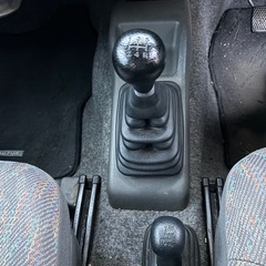 🚙💨スズキ ジムニー／5MT／4WD／車検2年付き💨🚙の画像