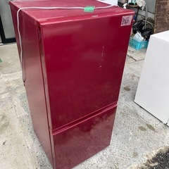 NO B560🌈福岡市内配送設置無料✨🌈AQUA アクア 冷蔵庫（157L・右開き）ルージュ AQR-16E（R）の画像