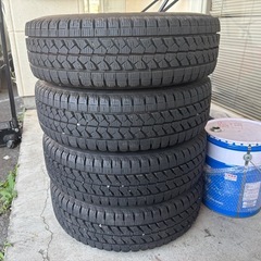 ブリヂストンブリザックW979   215/70R15！2021年製！の画像