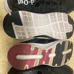 スニーカーの画像