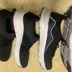 スニーカーの画像