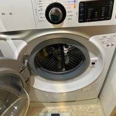 ドラム式洗濯機の画像