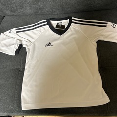 ⚽️adidas(130サイズ)😊未使用品ありの画像