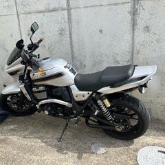 ZRX1200 ダエグ ノーマルシート 標準シートの画像