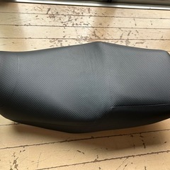 ZRX1200 ダエグ ノーマルシート 標準シートの画像