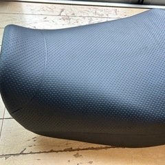 ZRX1200 ダエグ ノーマルシート 標準シートの画像