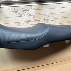 ZRX1200 ダエグ ノーマルシート 標準シートの画像