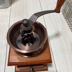 コーヒー　豆挽きの画像