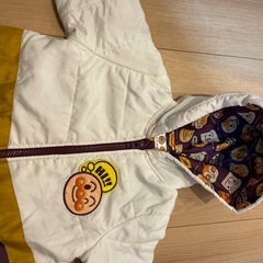 アンパンマン　アウター　80センチ
の画像