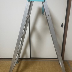 脚立の画像