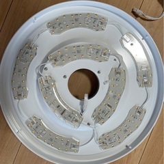 LEDシーリングライト(今月末には処分予定です)の画像
