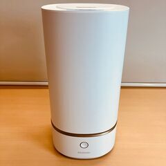 アイリスオーヤマ 上給水超音波加湿器 UTK-230（ホワイト）2021年製の画像