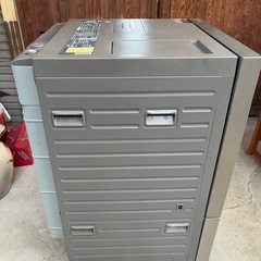 美品！Panasonic パナソニック ドラム式洗濯機 NA-VG2400L 10kg スクエア型の画像
