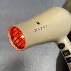 WAZOR   遠赤外線ドライヤーの画像