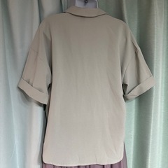 SHEIN Dazy 薄グリーンショートスリーブ シャツ M⭐︎の画像