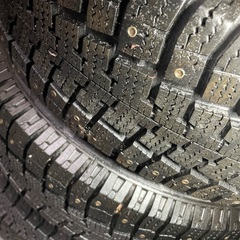 札幌！4本セット！スパイクタイヤ １９５/６５R15の画像