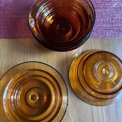 昭和レトロな食器の画像