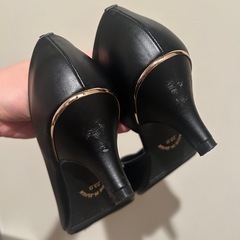 使用1度のみ★サイズ23cm/高6cmヒール の画像