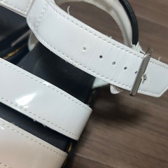 Dr.Martens サンダルの画像