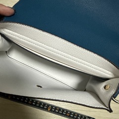 GUESS ショルダーバッグ ハンドバッグの画像