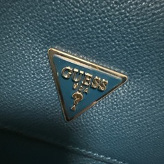 GUESS ショルダーバッグ ハンドバッグの画像
